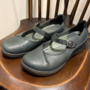 Dansko Womens Leather Fawna Mary Jane Navy Blue Milled Nappa Sz 37 / 6.5 - 7